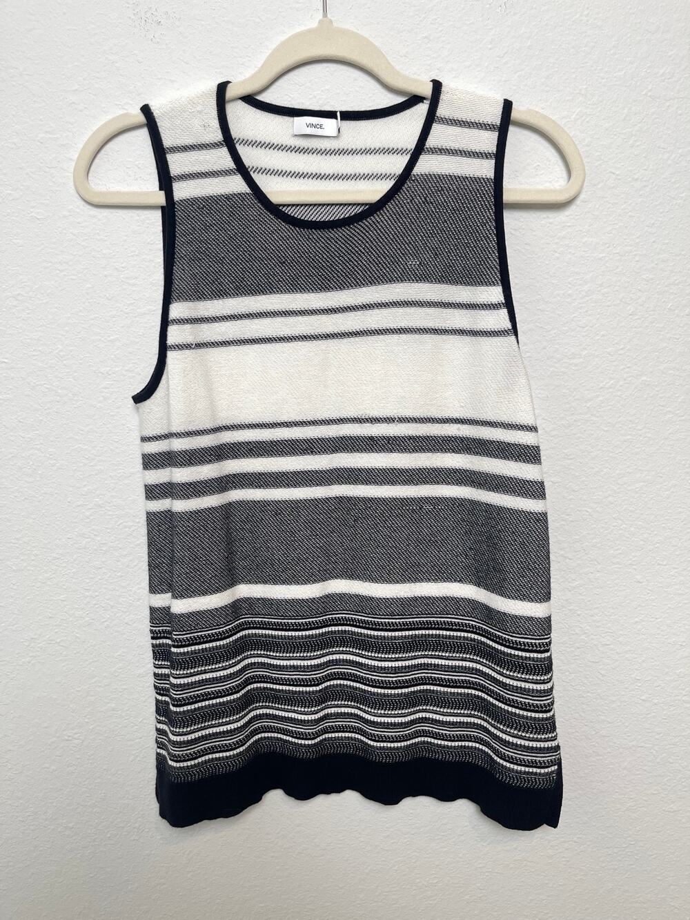 Vince Women’s M Black White Striped 100% Cotton Knit Sleeveless Tunic Tank Top